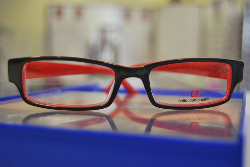 opticien-COURMES-min_view-sight-lens-frame-optics-spectacles-1141012-pxhere.com